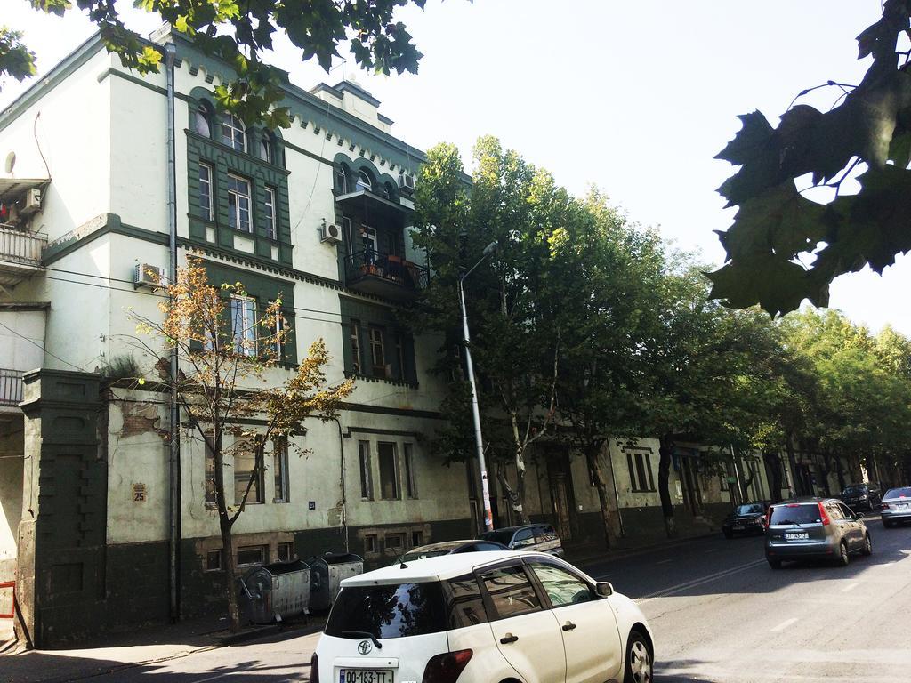 Modern Apartment Avlabari 第比利斯 外观 照片