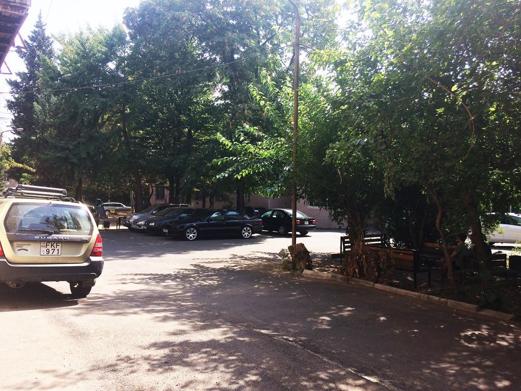 Modern Apartment Avlabari 第比利斯 外观 照片