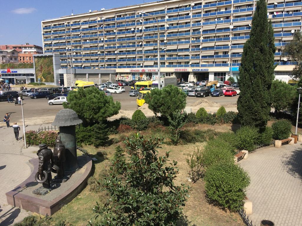 Modern Apartment Avlabari 第比利斯 外观 照片