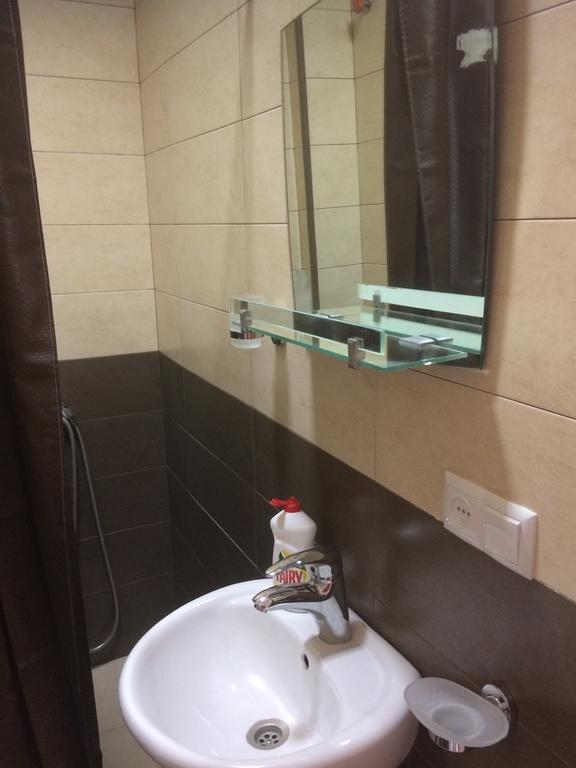 Modern Apartment Avlabari 第比利斯 外观 照片