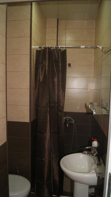 Modern Apartment Avlabari 第比利斯 外观 照片
