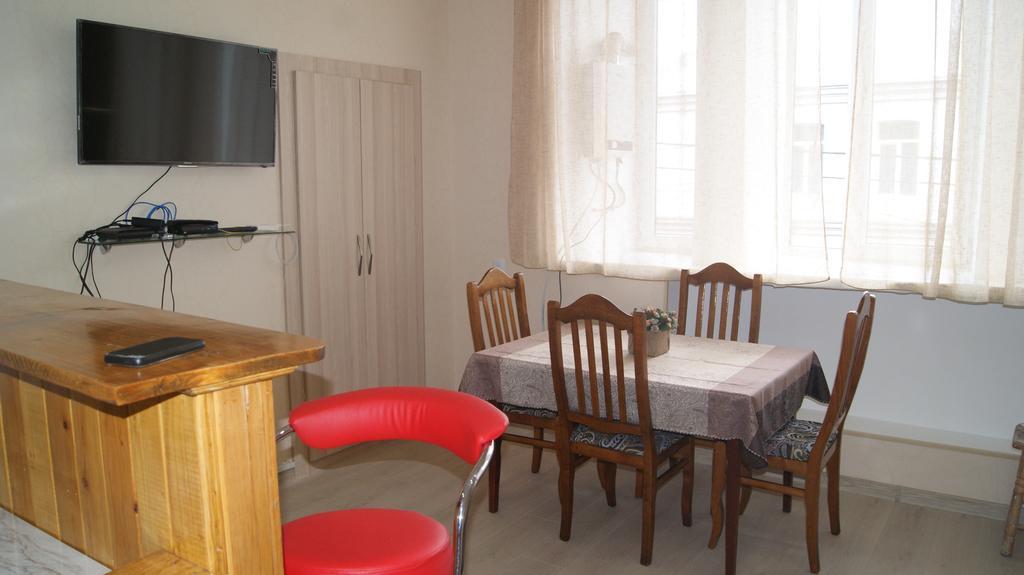 Modern Apartment Avlabari 第比利斯 外观 照片